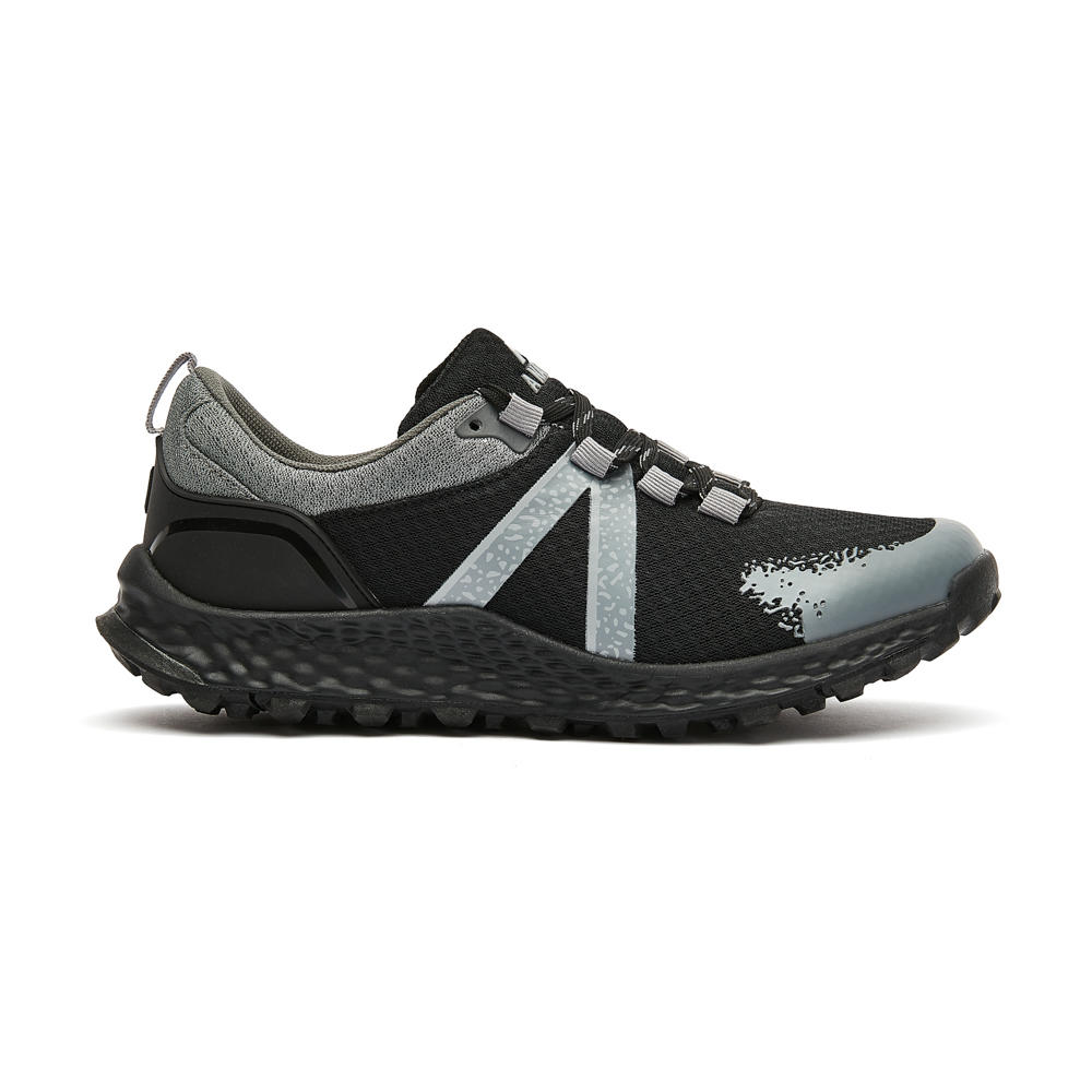 CROSS FIELD- FULL BLACK (W)