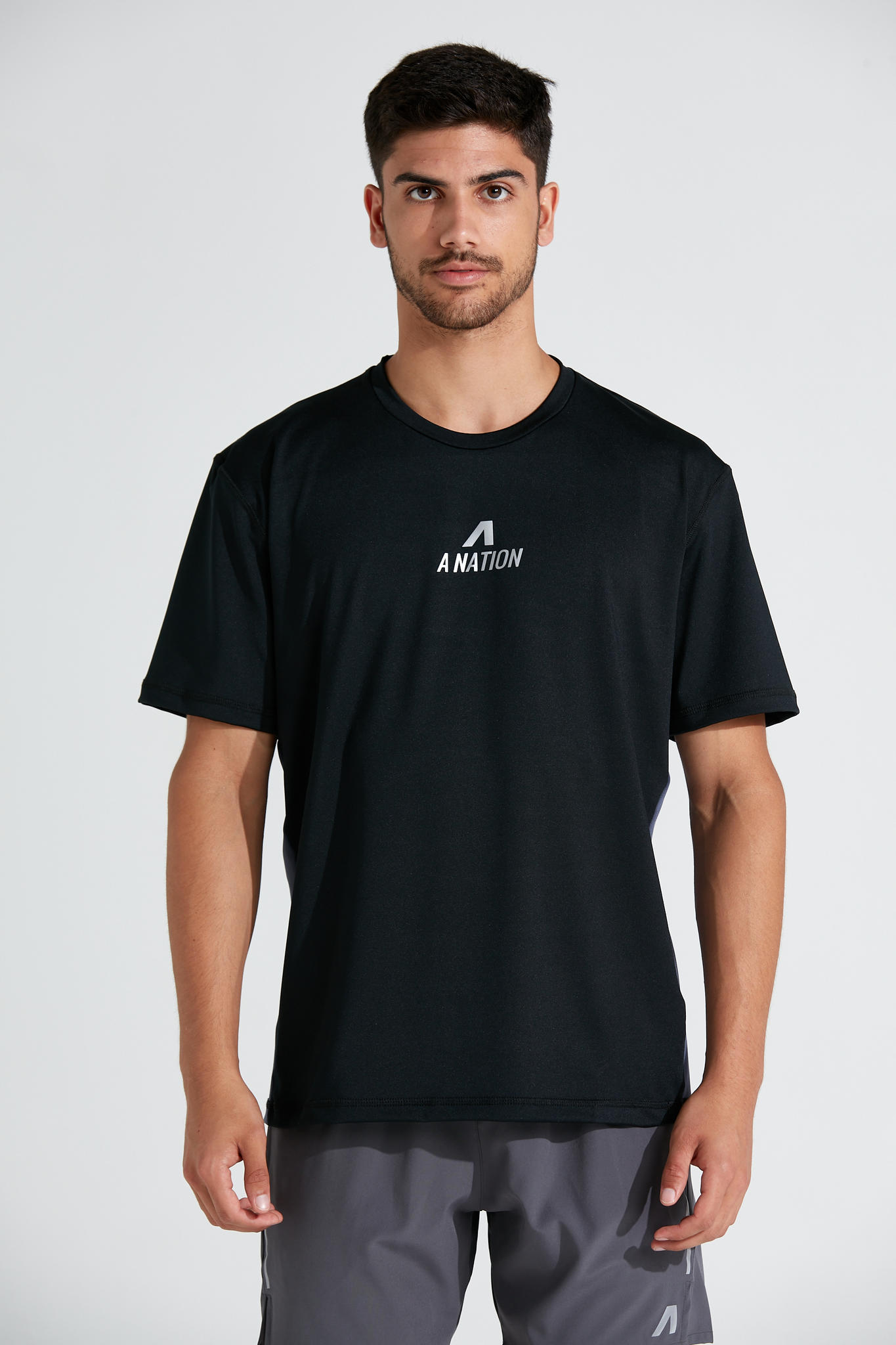REMERA SCULPTOR (M) - BLACK/GREY